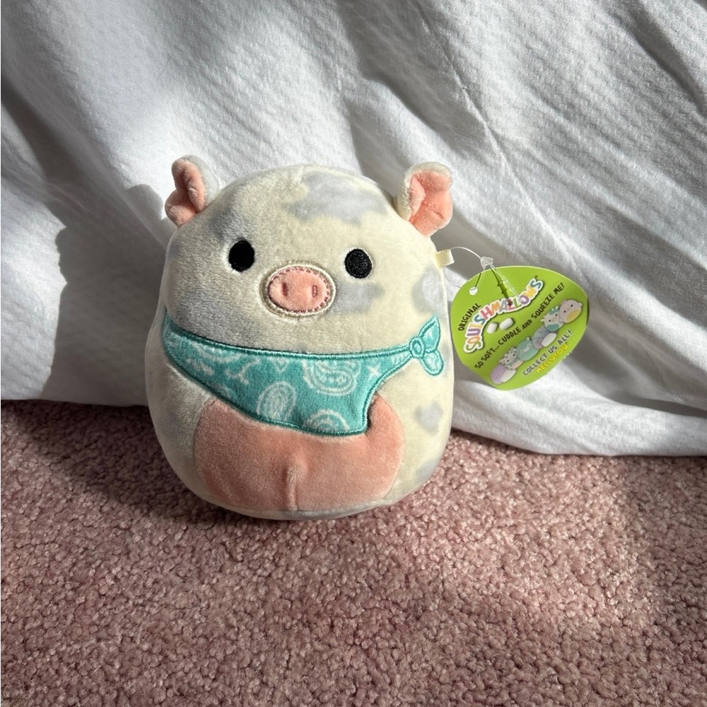 Squishmallow Cream and Pink Pig